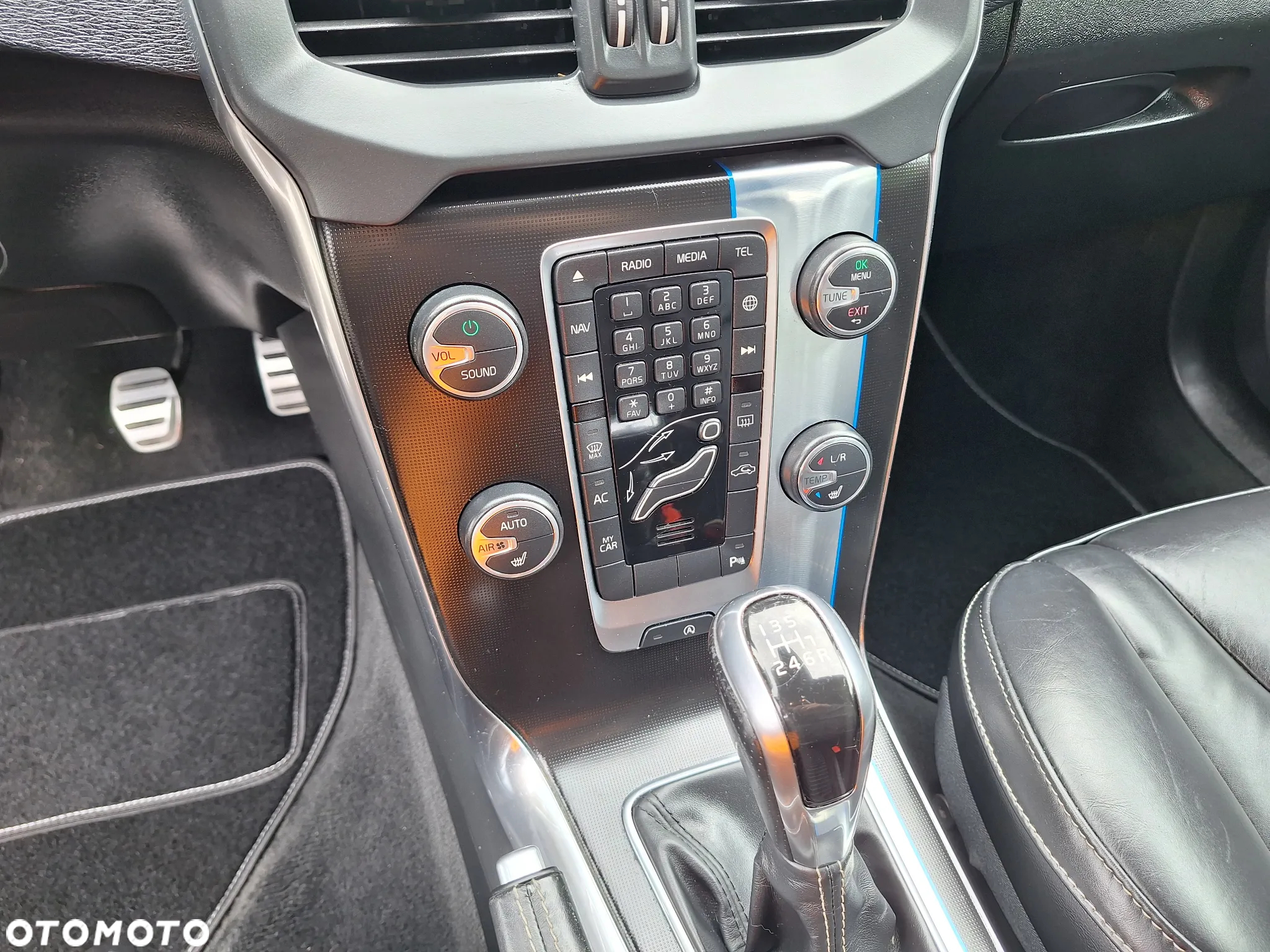 Volvo V40 D4 RDesign - 23