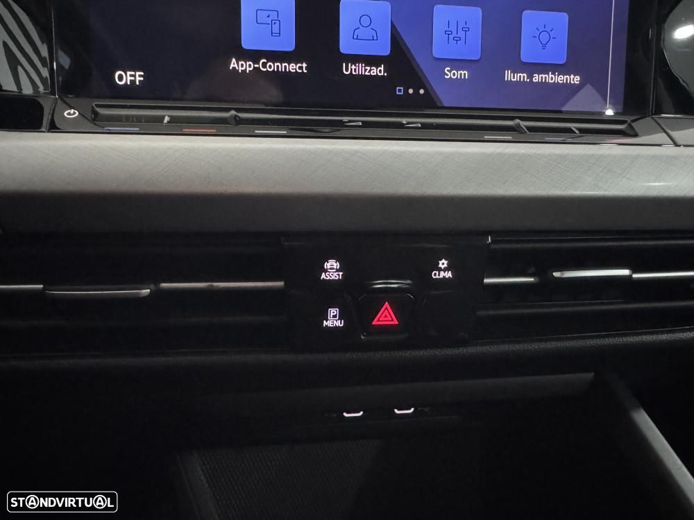 VW Golf 1.0 TSI Life - 30