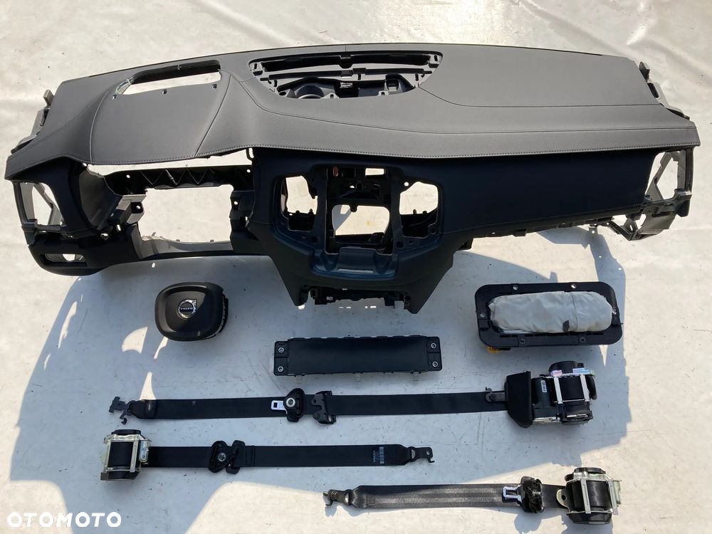 VOLVO XC90 II DESKA KONSOLA KOKPIT PULPIT PÓŁKA PARAPET PODUSZKI POWIETRZNE KIEROWCY PASAZERA KOLAN PODUSZKA POWIETRZNA KOLANOWA AIRBAG PASY PAS SKÓRA EU USA KANADA - 7