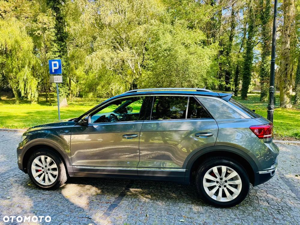 Volkswagen T-Roc - 12