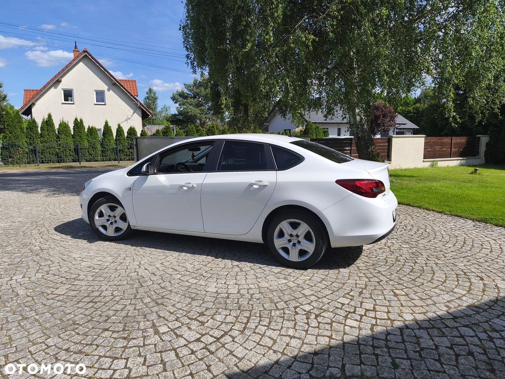 Opel Astra 1.6 CDTI DPF ecoFLEX Start/Stop Selection - 3