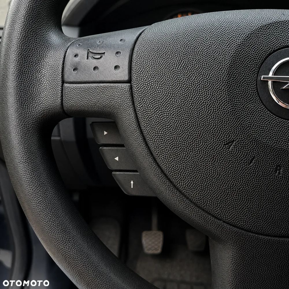 Opel Meriva - 12