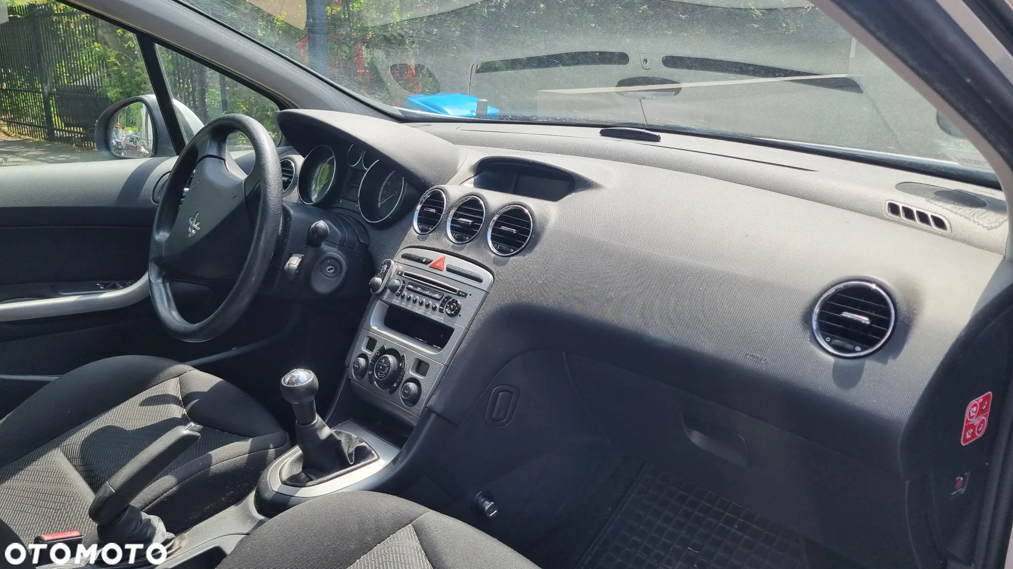 Peugeot 308 - 8
