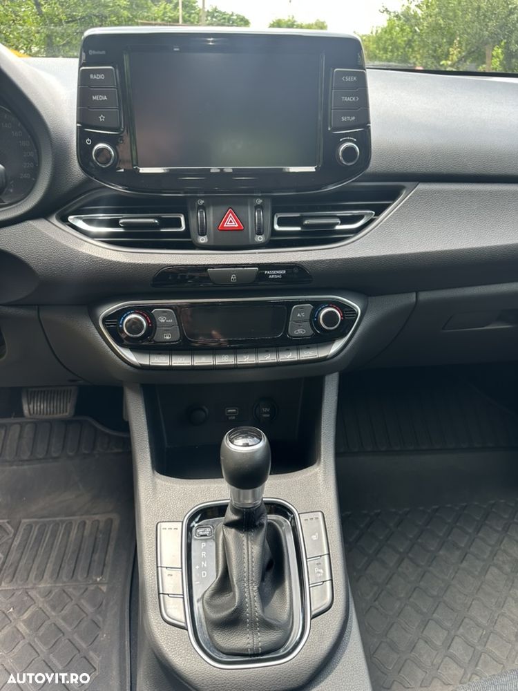 Hyundai i30 1.5 T-GDI MHEV 160CP 7DCT Highway - 12