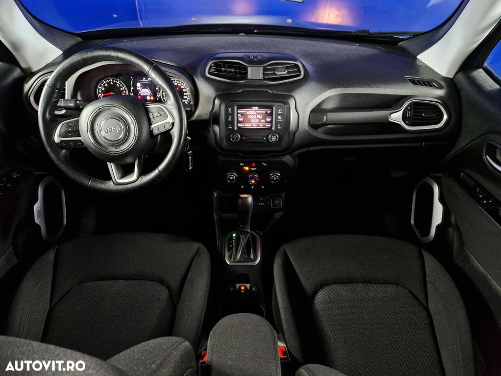 Jeep Renegade - 12