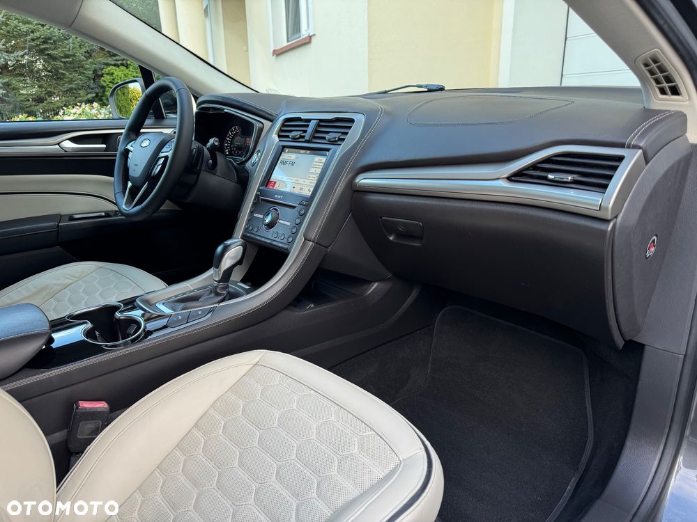 Ford Mondeo Vignale 2.0 TDCi PowerShift - 25