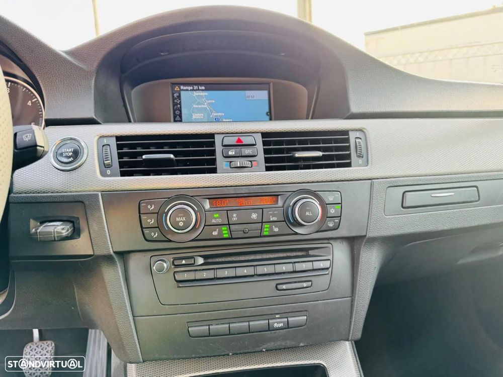 BMW 320 d Coupe Edição M - 23