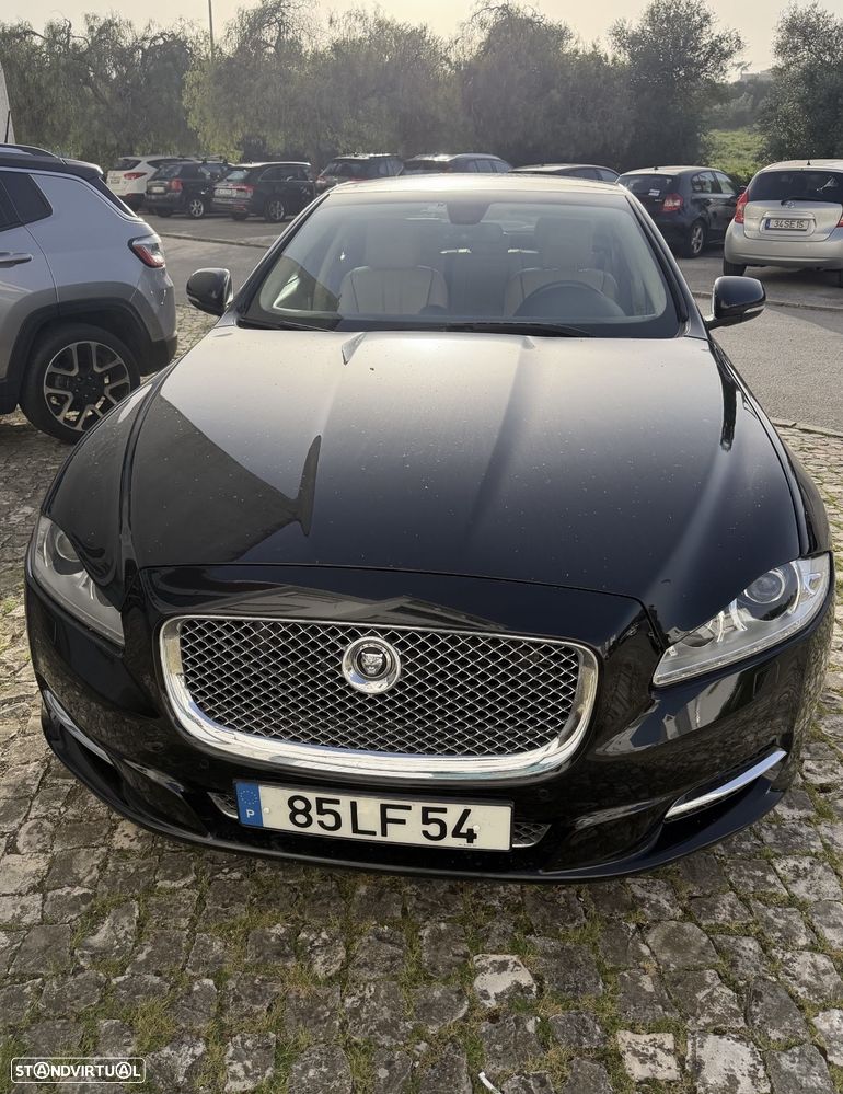 Jaguar XJ 3.0 D V6 LWB Portfolio - 1