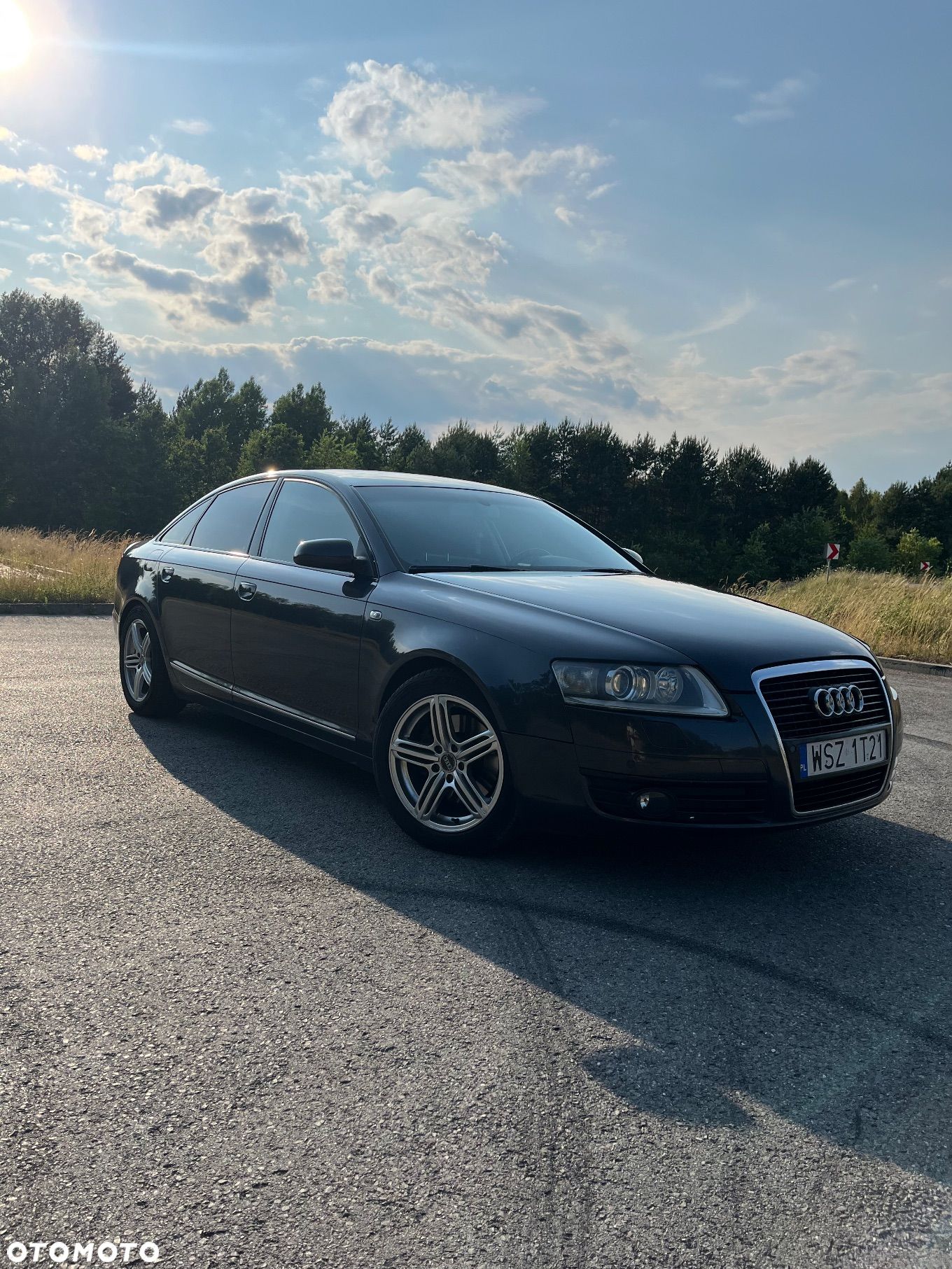 Audi A6 2.4 - 1