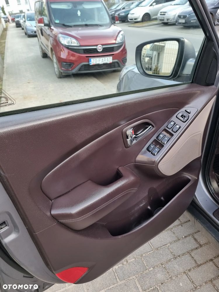 Hyundai ix35 2.0 4WD Automatik Style - 27