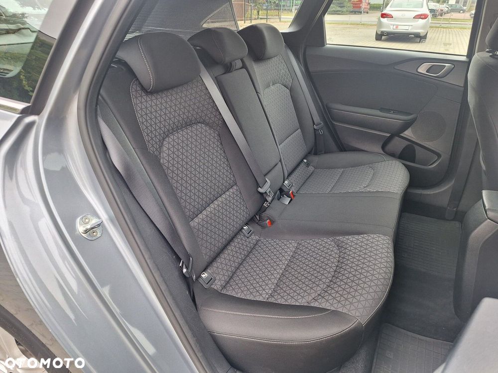 Kia Ceed - 18