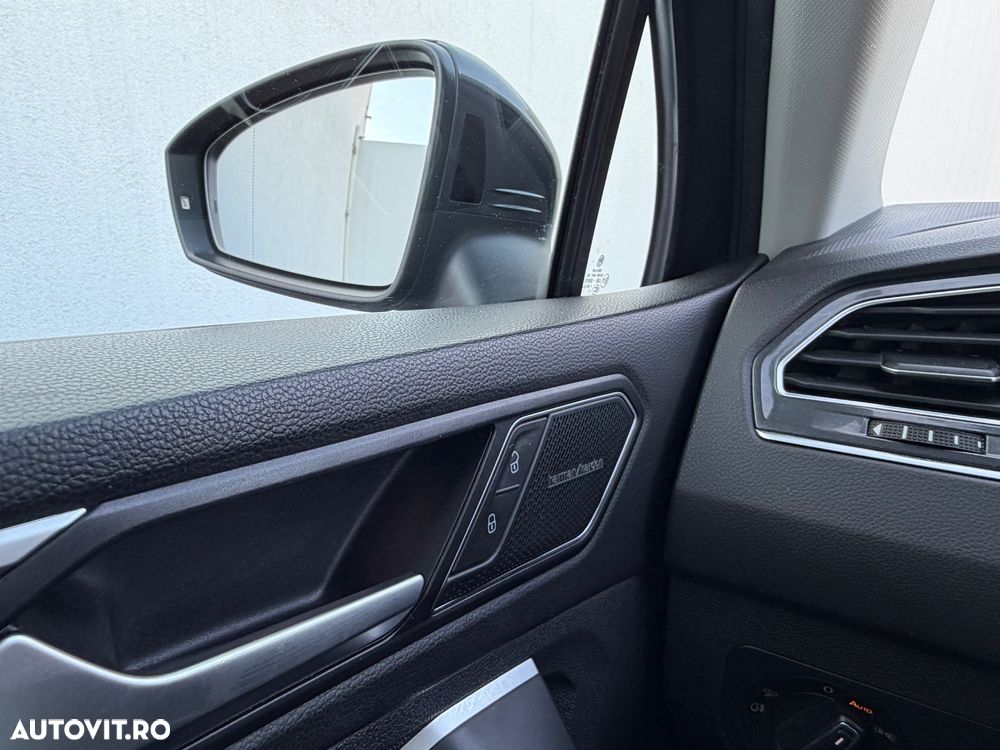 Volkswagen Tiguan 2.0 TDI SCR 4MOTION DSG Elegance - 19