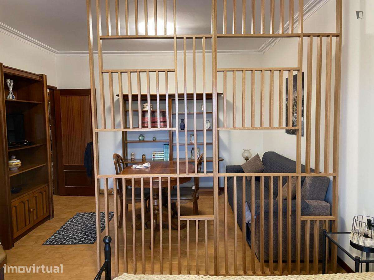 Quarto - localizado em Vila nova de gaia - Grande imagem: 4/29