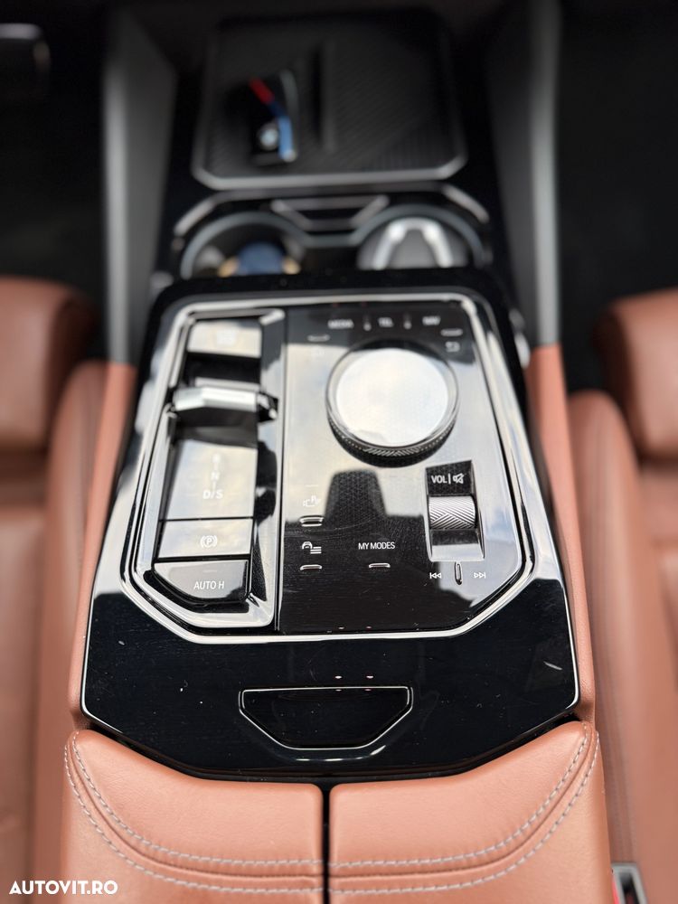 BMW Seria 5 520d xDrive Aut. - 25