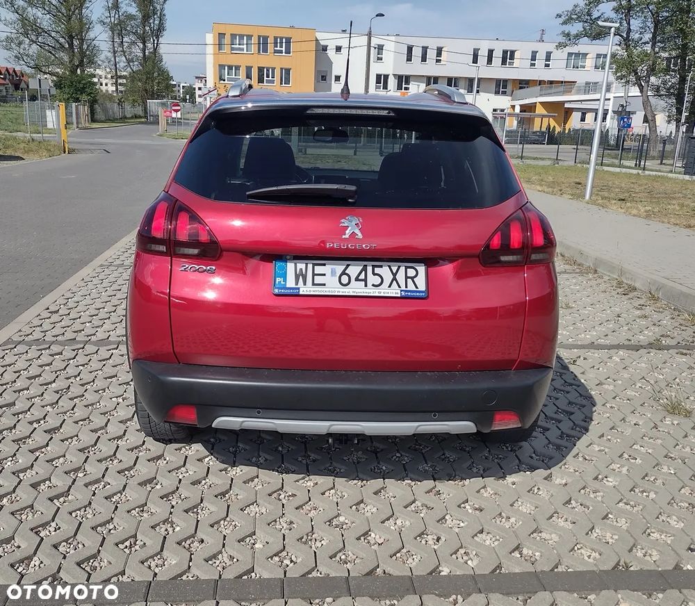 Peugeot 2008 1.2 PureTech Allure S&S EAT8 - 6