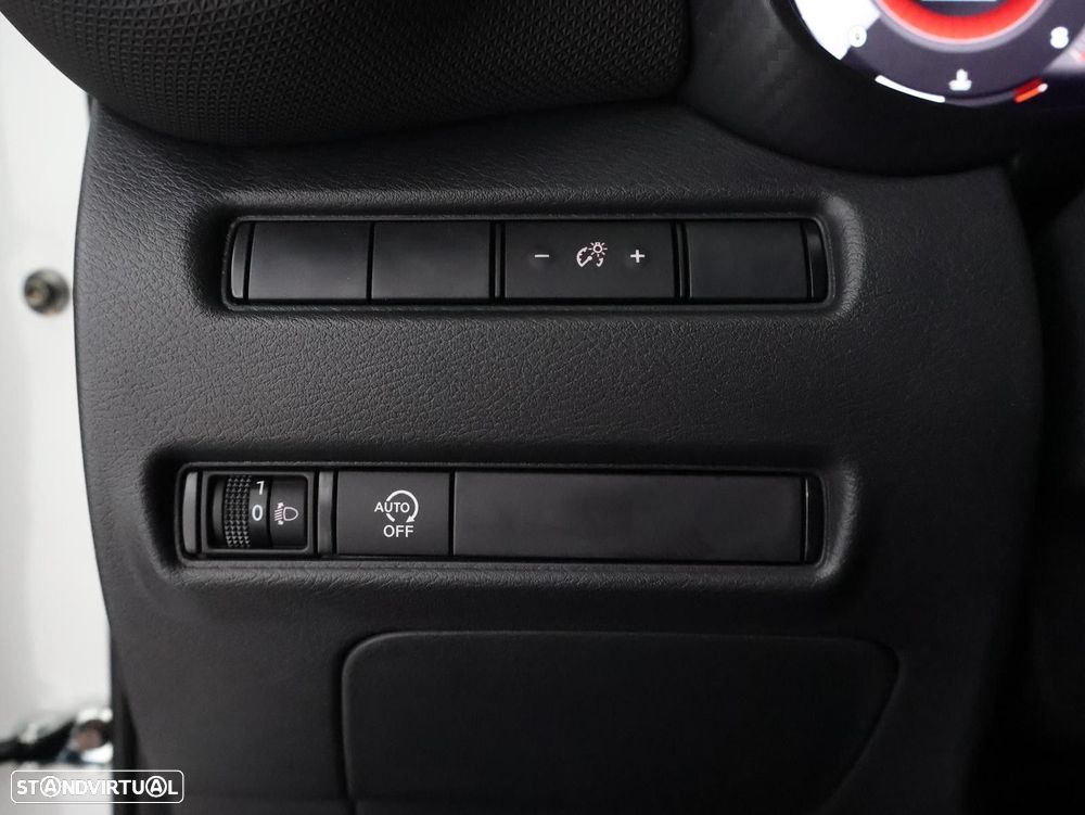 Nissan Juke 1.0 DIG-T N-Connecta - 15