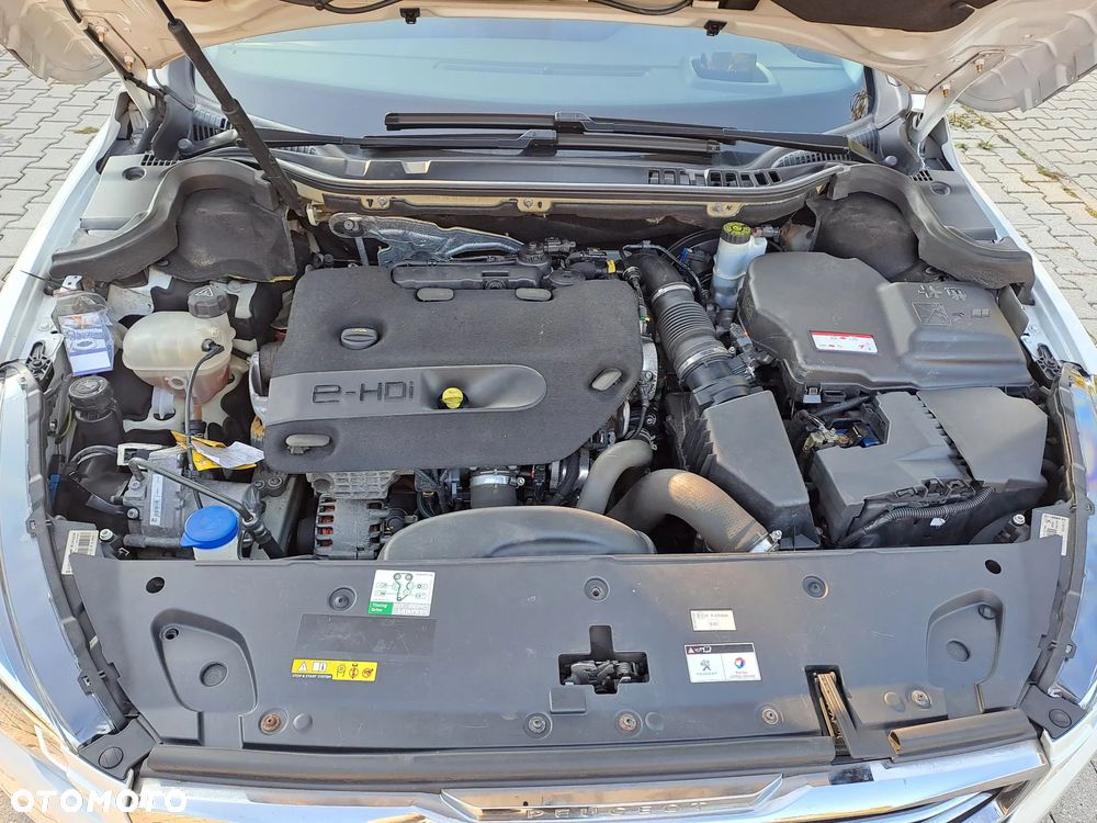 Peugeot 508 SW BlueHDi 150 Stop&Start Business-Line - 11