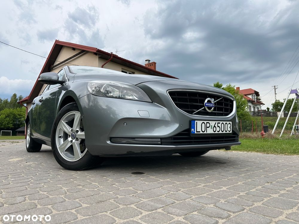 Volvo V40 D2 Momentum - 7