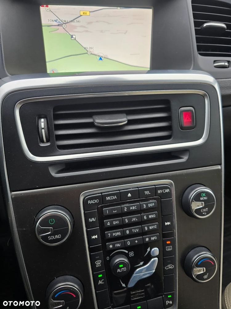 Volvo V60 DRIVe Kinetic - 19