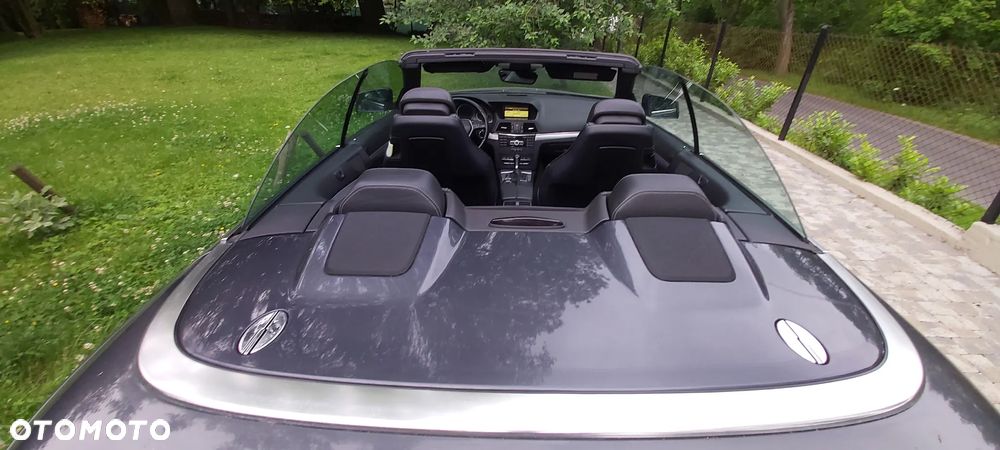 Mercedes-Benz Klasa E 220 CDI DPF Cabrio BlueEFFICIENCY Automatik Elegance - 21