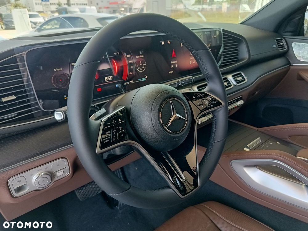 Mercedes-Benz GLE - 12