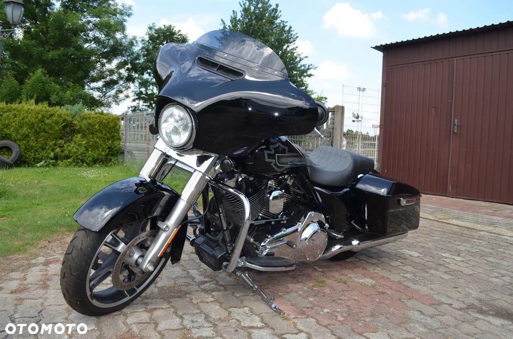 Harley-Davidson Touring Street Glide - 9