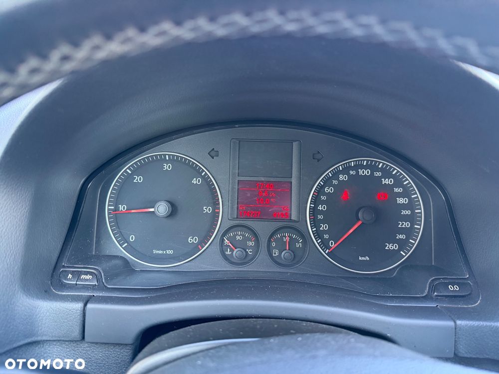 Volkswagen Golf Plus 1.9 TDI Tour - 21