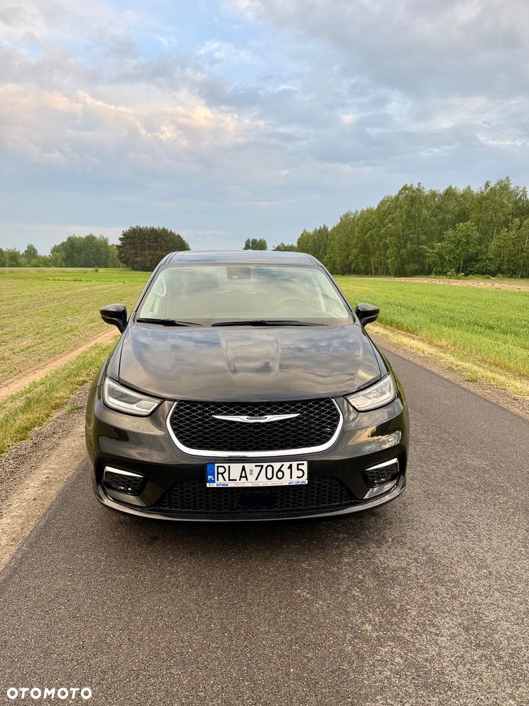 Chrysler Pacifica - 7