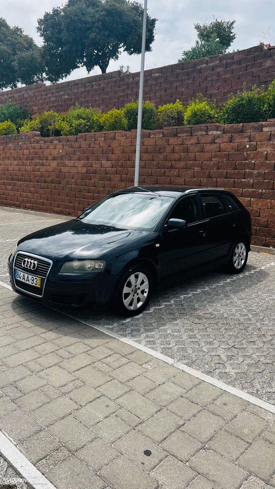 Audi A3 Sportback 2.0 TDi Attraction - 1