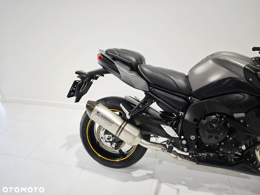 Yamaha FZ - 8
