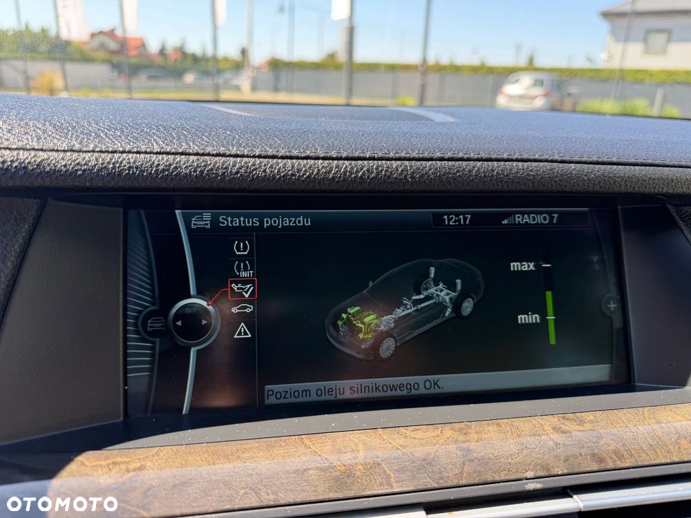 BMW Seria 7 740d xDrive - 16