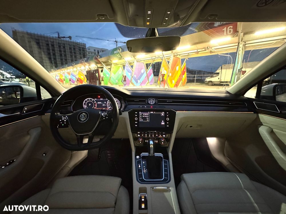 Volkswagen Passat - 15