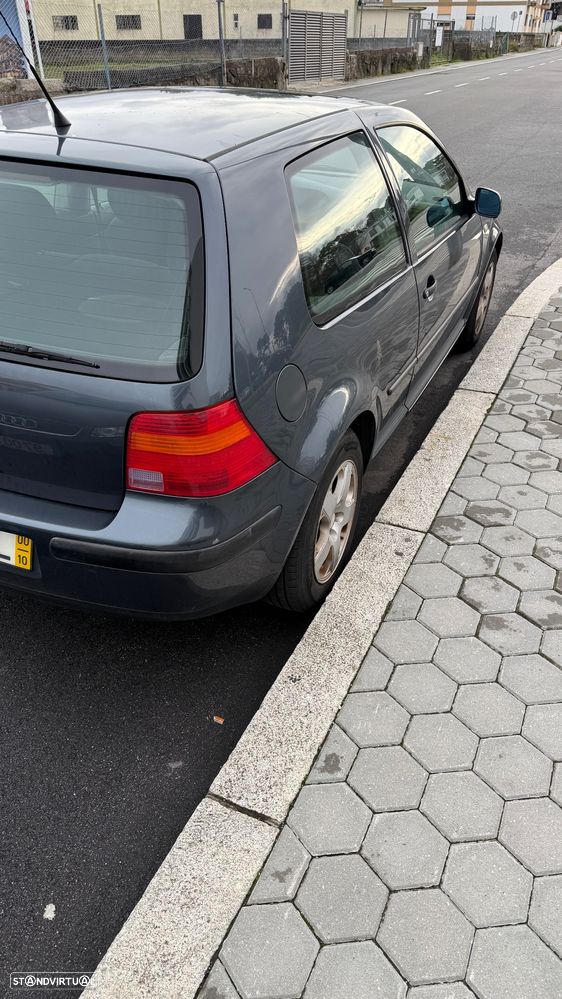 VW Golf 1.4i Confort - 2