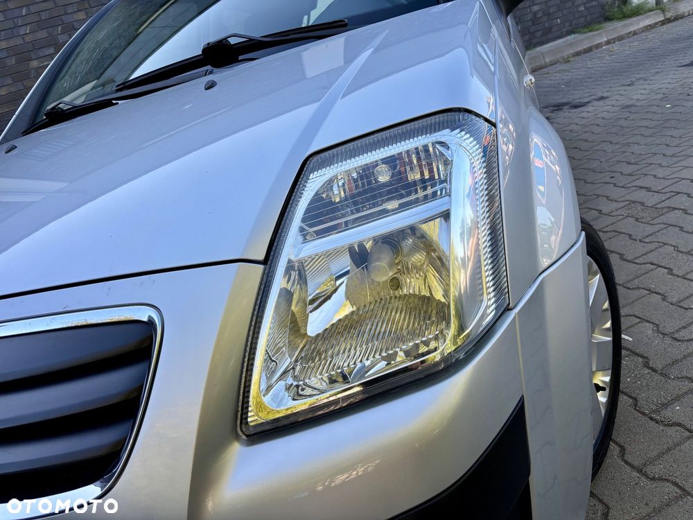 Citroën C2 1.4 VTR - 11