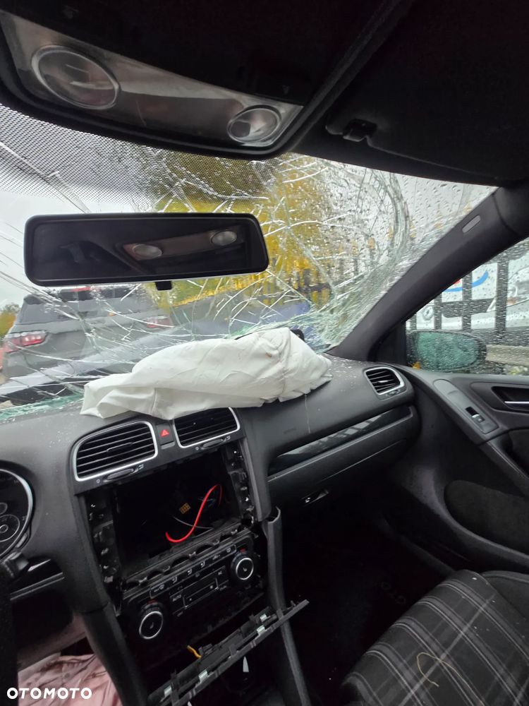 Volkswagen Golf VI 2.0 TDI GTD - 18