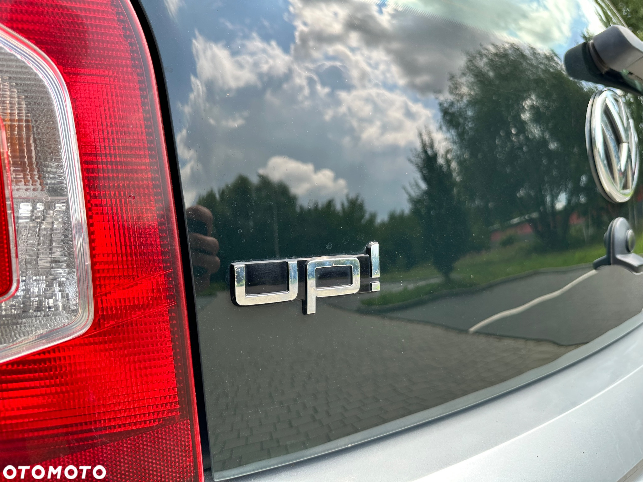 Volkswagen up! 1.0 high - 19