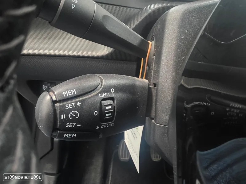 Peugeot 208 1.2 PureTech Active Pack - 15