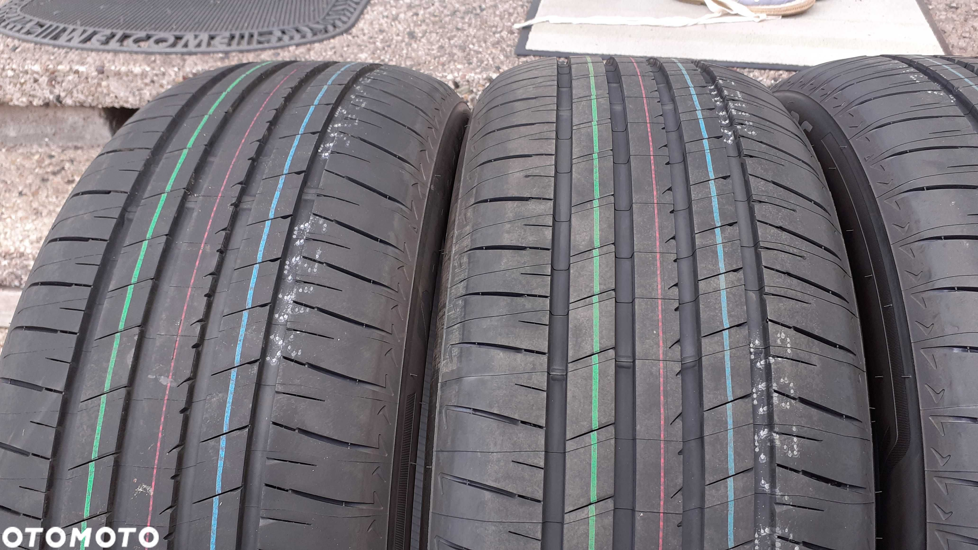 Nowe opony Kl. Premium 4x BRIDGESTONE 235/50R20 100W,  10.2022r. - 3