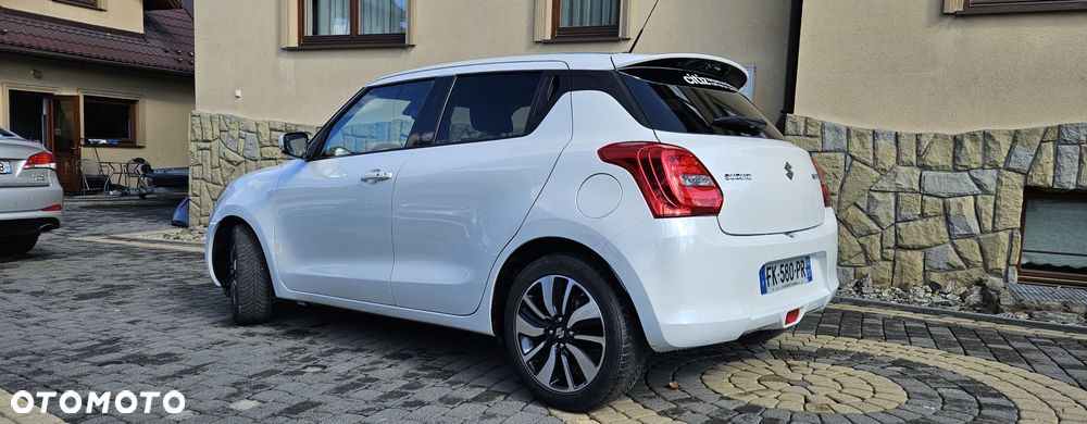 Suzuki Swift 1.2 Premium Plus - 19