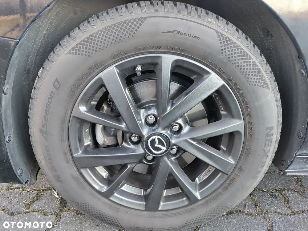 Mazda 3 SKYACTIV-X 2.0 M-Hybrid - 16
