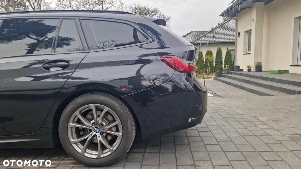 BMW Seria 3 320d Edition M Sport Shadow - 17