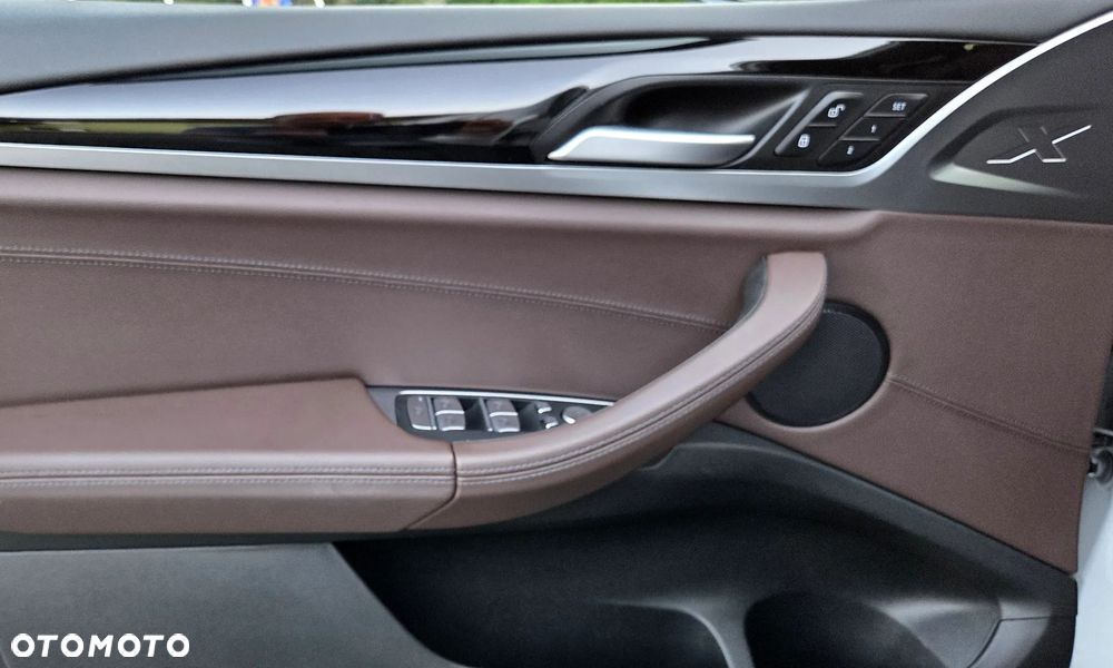 BMW X3 xDrive20d MHEV Luxury Line - 25