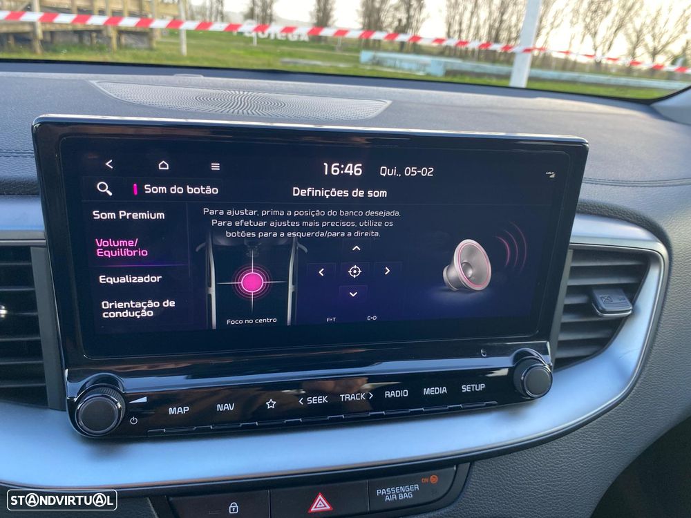 Kia XCeed 1.0 T-GDI Dynamic - 32