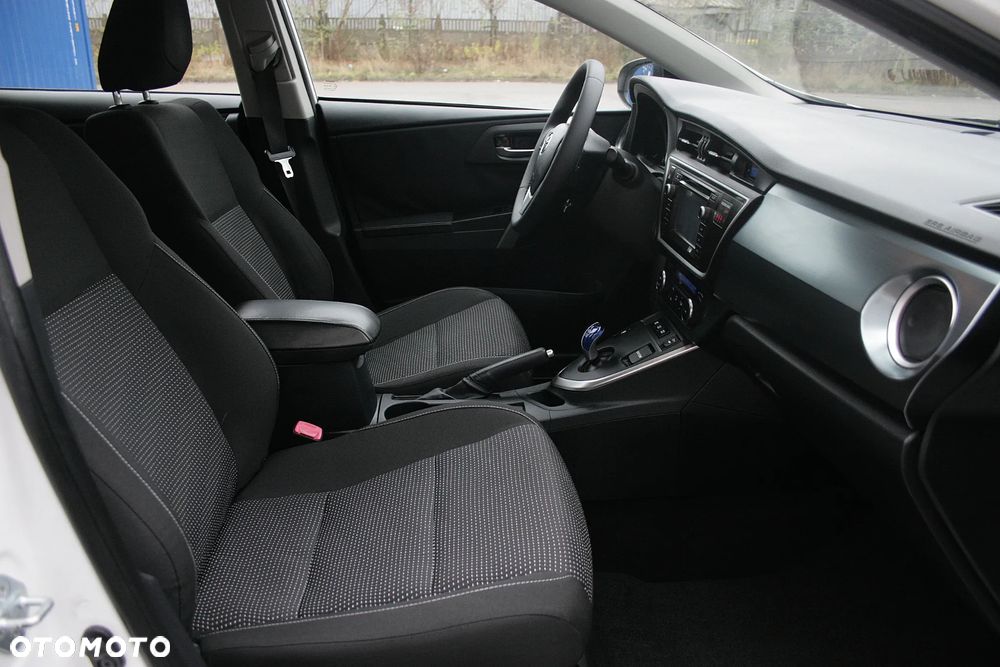 Toyota Auris - 19
