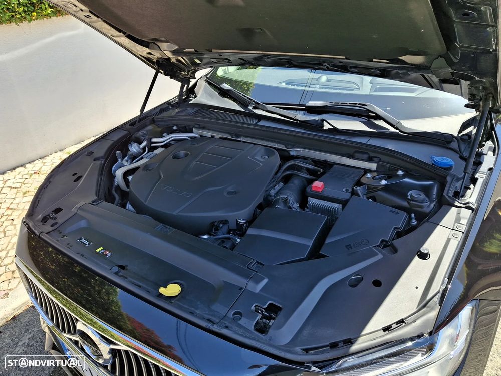 Volvo S90 D5 AWD Geartronic Momentum Pro - 18