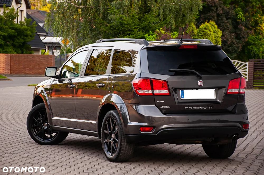 Fiat Freemont 2.0 Multijet 16V DPF Automatik Allrad Black Code - 15