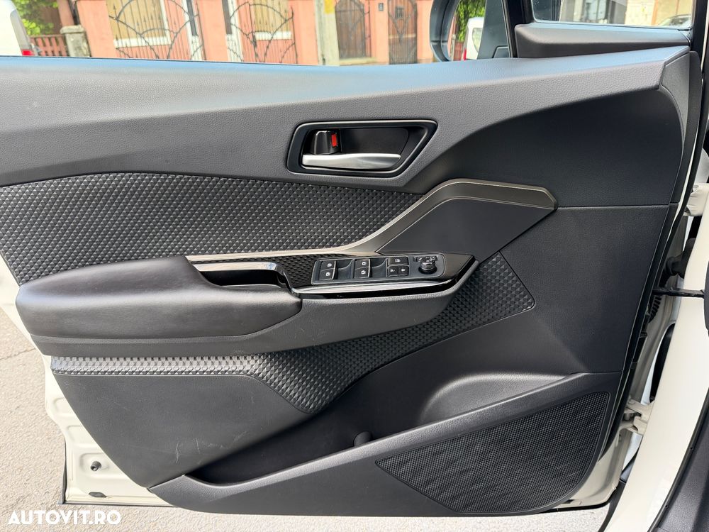 Toyota C-HR Business-Edition - 38