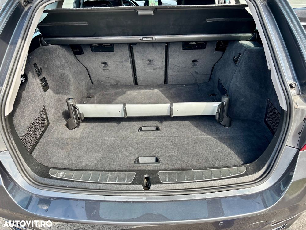 BMW Seria 3 318i Aut. Sport Line - 10