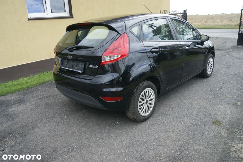 Ford Fiesta 1.25 Champions Edition - 4