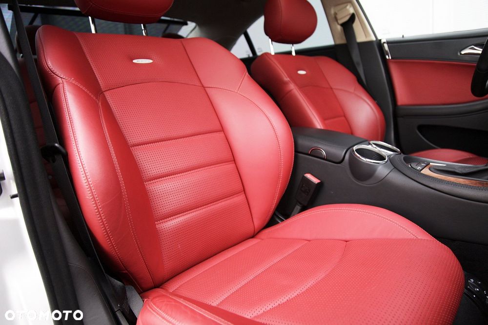 Mercedes-Benz CLS 63 AMG - 16